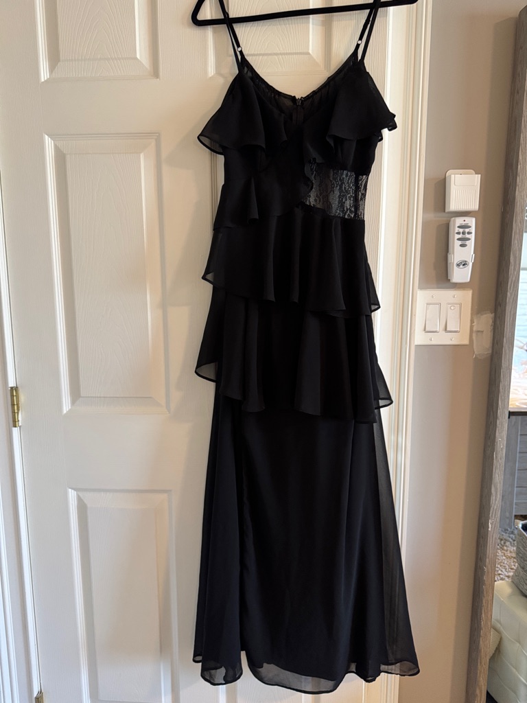 Lulu's Black Ruffled Lace-Panel Maxi Dress